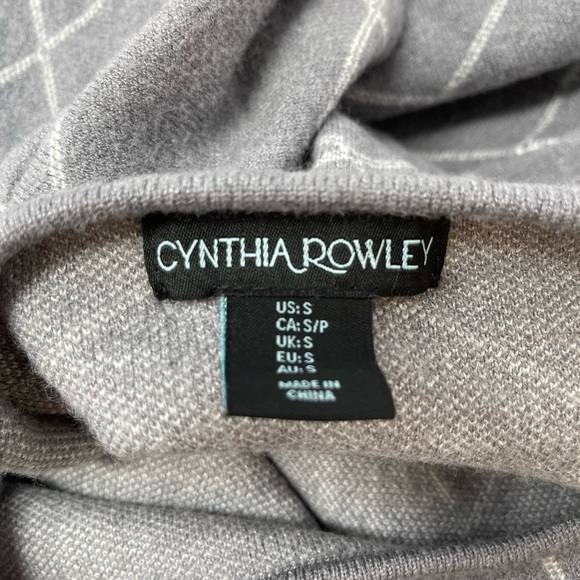 CYNTHIA ROWLEY: Diagonal, Grid Pullover Sweater, Size Small. Gray/White - Picture 4 of 6
